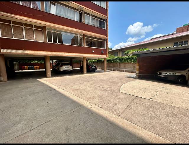 3 BEDROOM APARTMENT FOR SALE IN ARCADIA